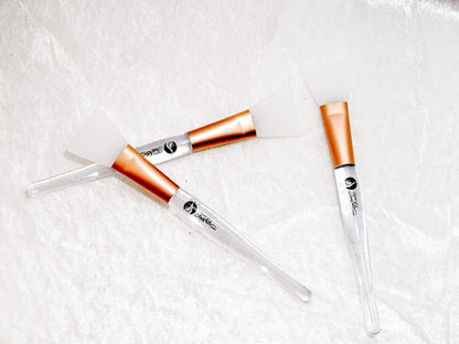 Silicone Applicator brush - www.treschik.com